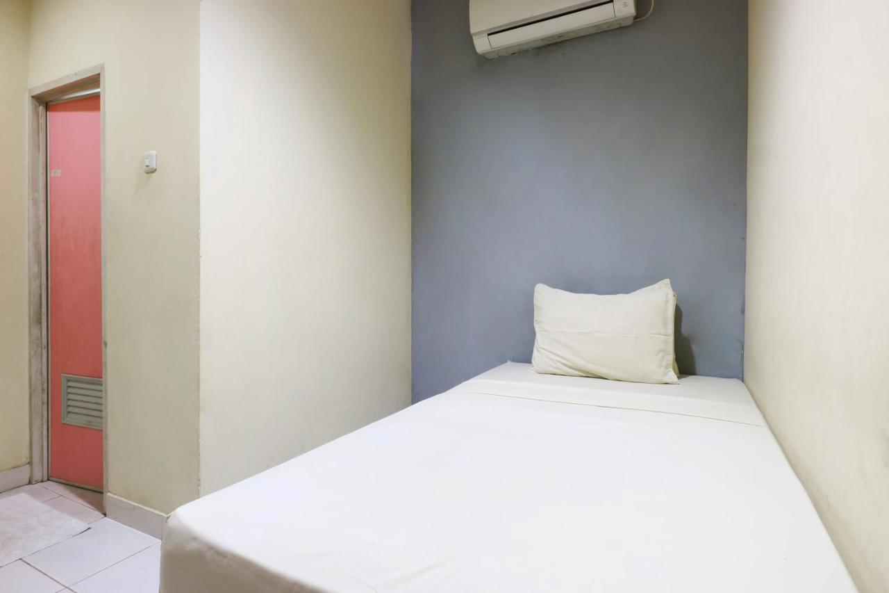 Sabrina Guest House Jakarta Eksteriør bilde